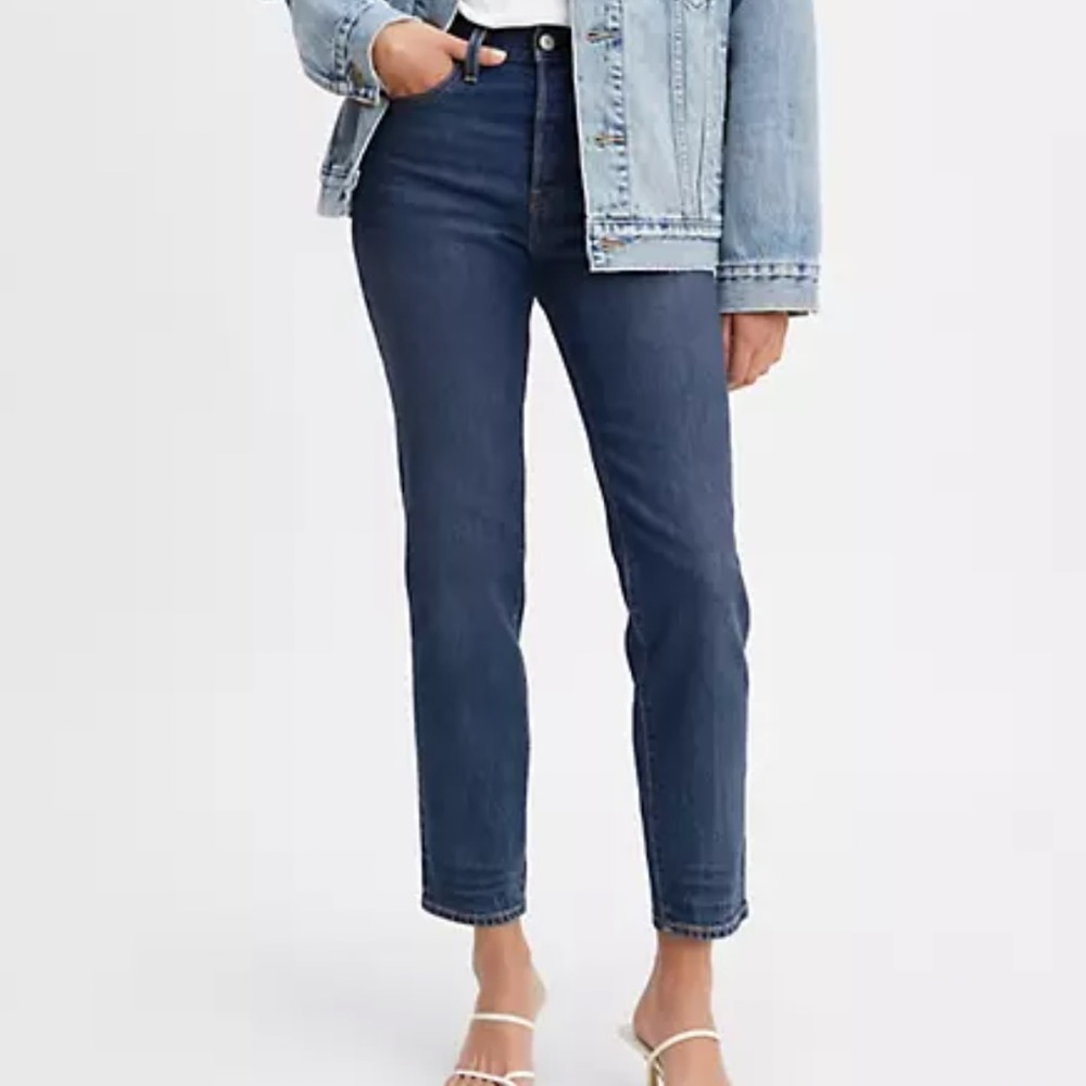 Levi's Premium WEDGIE ANKLE JEANS- dark wash